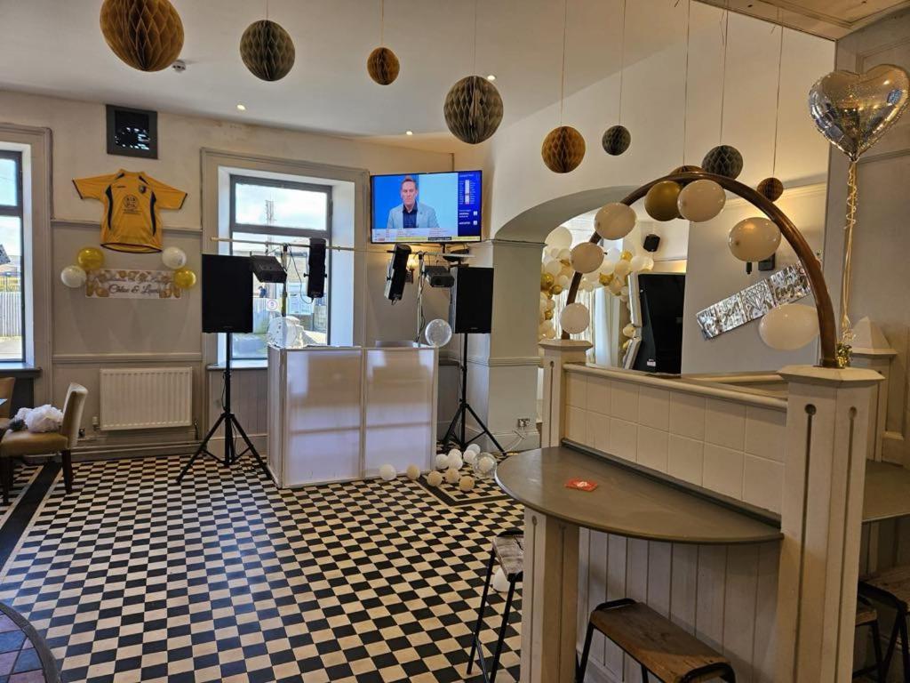 Midlands Hotel Mansfield Bagian luar foto